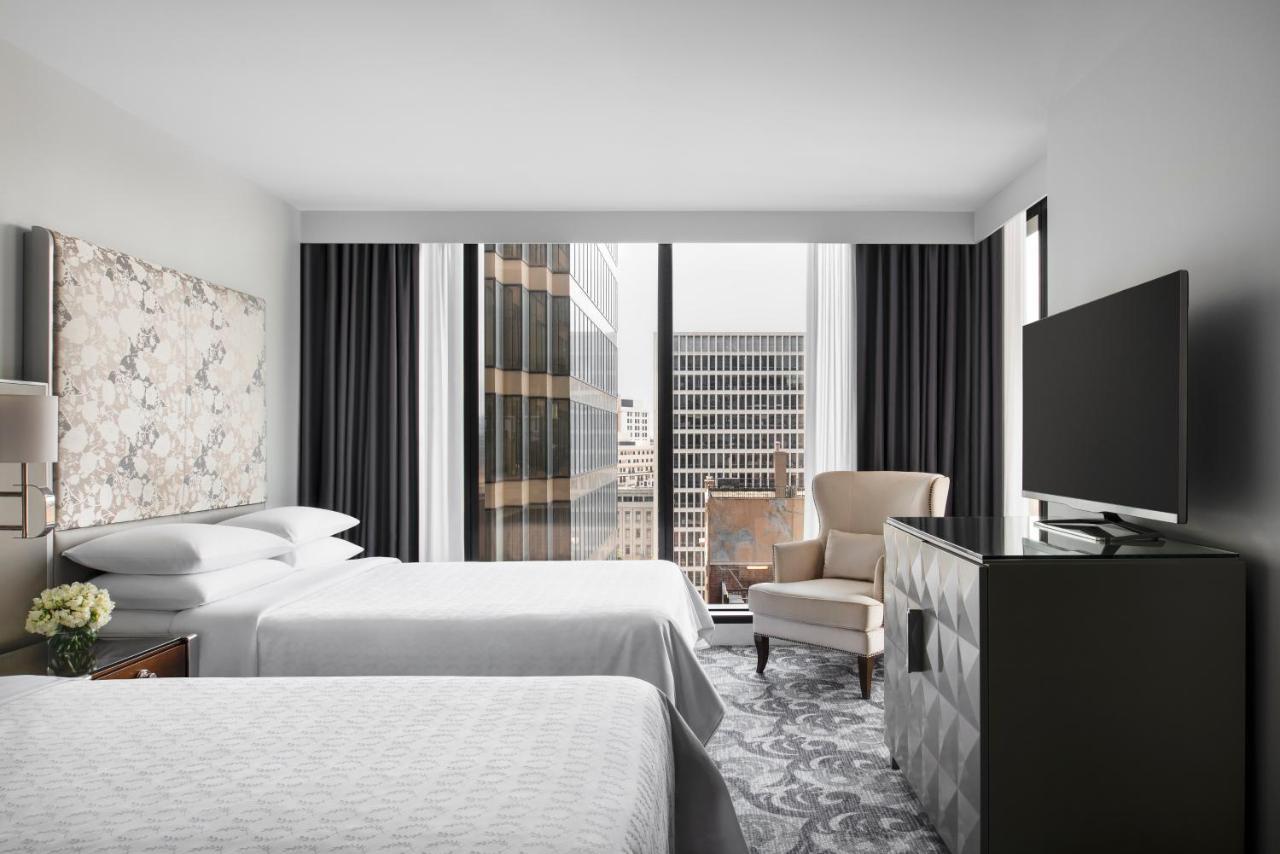 Sheraton Melbourne Hotel Bagian luar foto A guest room at the hotel