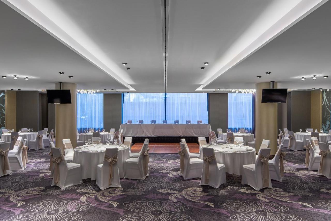 Sheraton Melbourne Hotel Bagian luar foto The ballroom