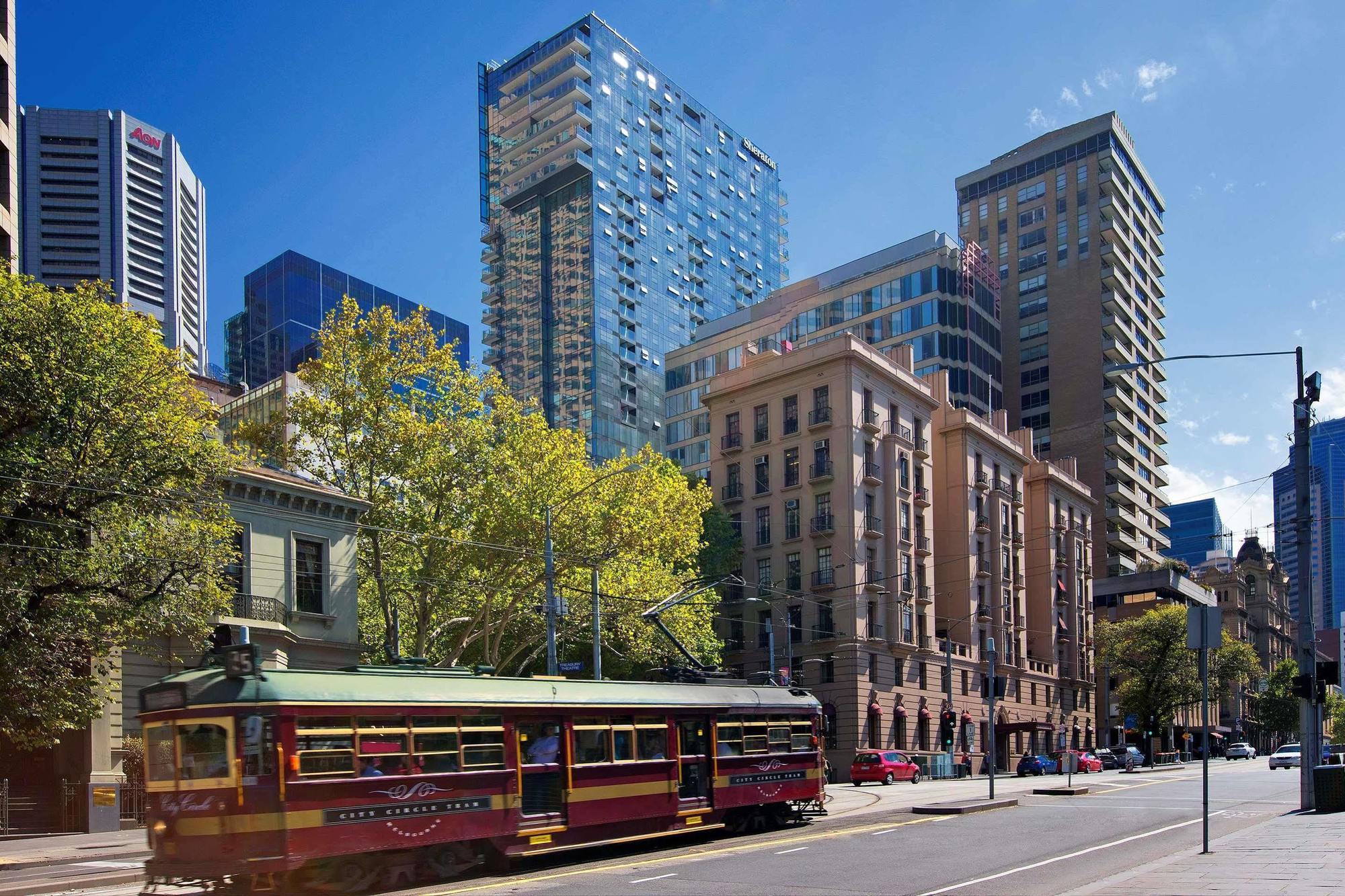 Sheraton Melbourne Hotel Bagian luar foto The proposed tram interchange at the corner of Collins and King Streets.